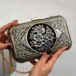 کیف مجلسی مستطیل قلمزنی شده مدل گلبانگ