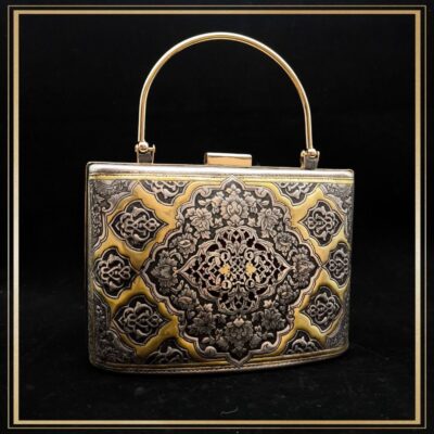 کیف کلاسیک قلمزنی شده و مشبک دار مدل مهرگان از کیف نوبهار