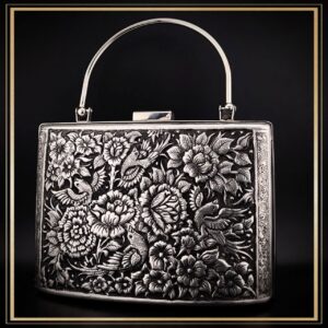 کیف کلاسیک قلمزنی مدل گل صدبرگ