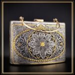 کیف کلاسیک قلمزنی مدل خاتون یک کیف دستی زنانه و مجلسی و خاص است یک کیف سنتی و یک اثر هنری و صنایع دستی