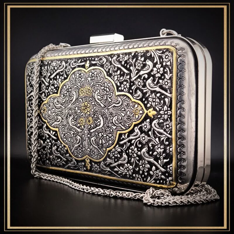 کیف دستی زنانه قلمزنی شده مدل چکاوک یک کیف مجلسی و شیک مناسب هدیه تولد و کادوی روز زن