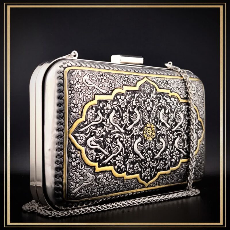 کیف دستی زنانه قلمزنی شده مدل چکاوک یک کیف مجلسی و شیک مناسب هدیه تولد و کادوی روز زن