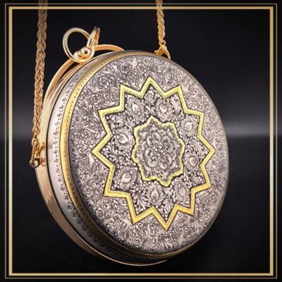 کیف گرد گنبدی مدل زاگرس یک کیف دایره ای قلمزنی شده کیف دستی زنانه و دخترانه