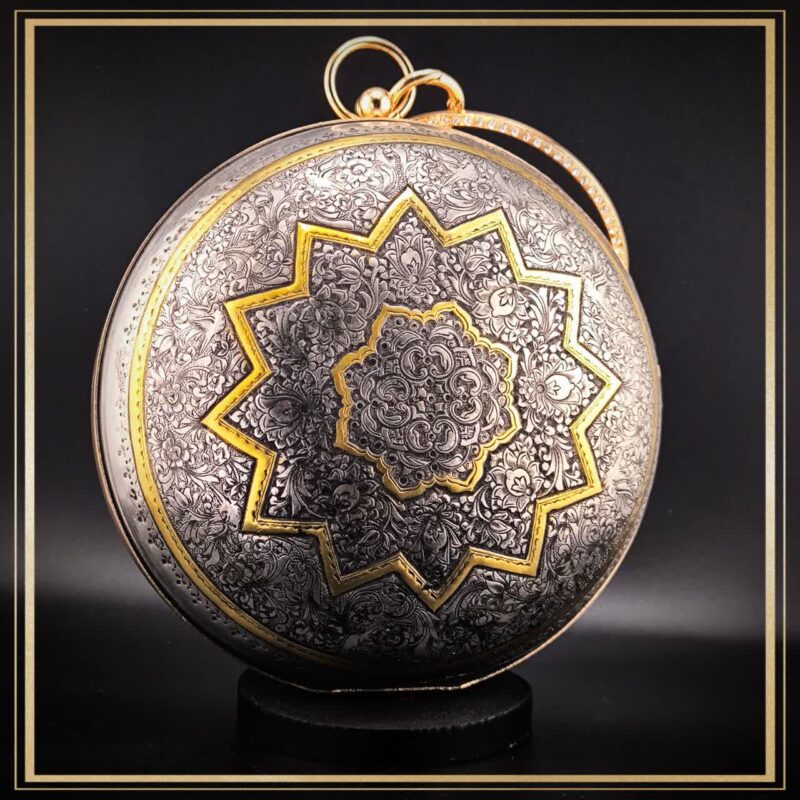 کیف گرد گنبدی مدل زاگرس یک کیف دایره ای قلمزنی شده کیف دستی زنانه و دخترانه