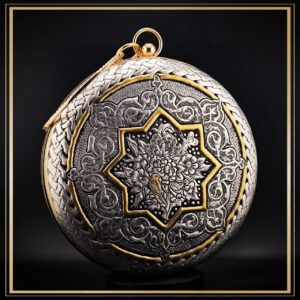 کیف دایره ای بزرگ قلمزنی مدل دلگشا یک کیف زنانه دستی در فرم گرد خاص و قشنگ مناسب کادو و هدیه
