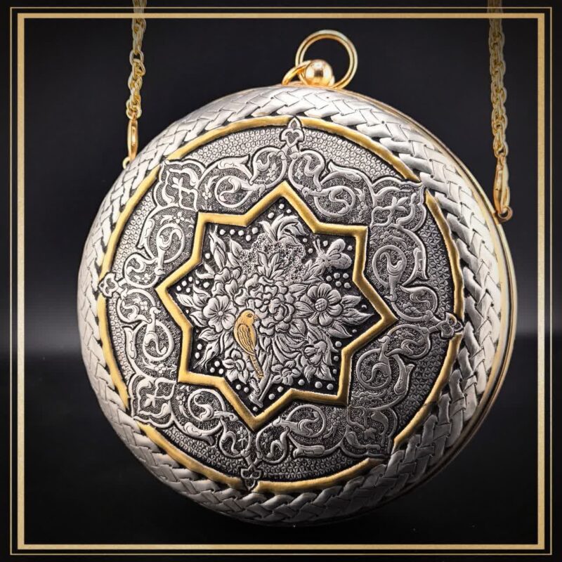 کیف دایره ای بزرگ قلمزنی مدل دلگشا یک کیف زنانه دستی در فرم گرد خاص و قشنگ مناسب کادو و هدیه